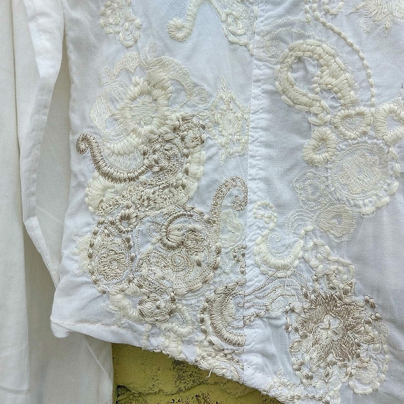 Embroidered Shirt - Picture 3 of 6